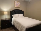 Spacious 1 Bedroom / 1 Bath condo in The Woodlands