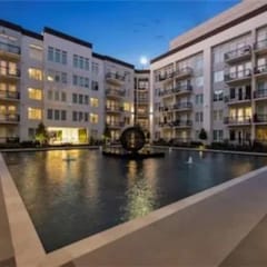 Beautiful 2 bedroom Condo near Galleria Mall