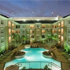 Bright and Spacious 3 Bedroom / 2 Bath Condo by NRG Stadium