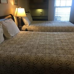 Resort Style 2 Bedroom/2 Bath Apt./Condo in The Woodlands
