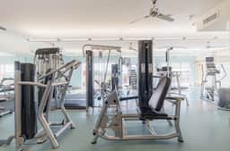 Apartment by Medical Center** - Image 2