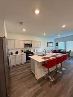 Cozy Magnolia Retreat – 4BR/3BA Family Home - Image 3