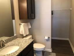 Fully Furnished Pool View Apartment in Tomball, TX - Image 3