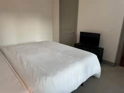 Furnished modern 3B, 2.5B Apt by The Galleria - Image 3