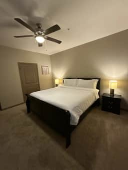 Gorgeous Pool View 3 Bedroom / 2 Bath Condo in The - Image 3