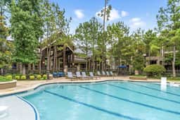 Gorgeous Pool View 3 Bedroom / 2 Bath Condo in The - Image 2