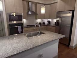 Spacious 3-Bed, 2 1/2 Bath Apartment by The Galleria - Image 4