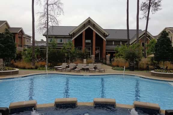 Gorgeous Pool View 1 Bedroom / 1 Bath Condo in The - Image 1