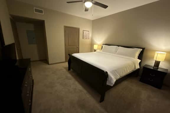Gorgeous Pool View 3 Bedroom / 2 Bath Condo in The - Image 1