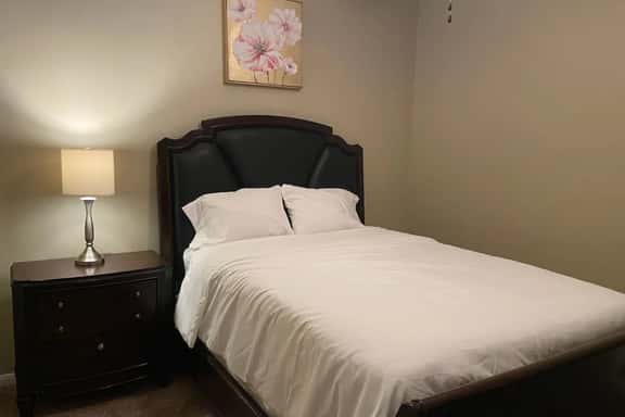 Spacious 1 Bedroom / 1 Bath condo in The Woodlands - Image 1