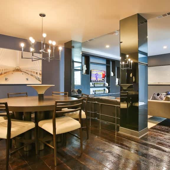 Modern 2 Bed, 2 Bath Near Texas Medical Center - Image 1