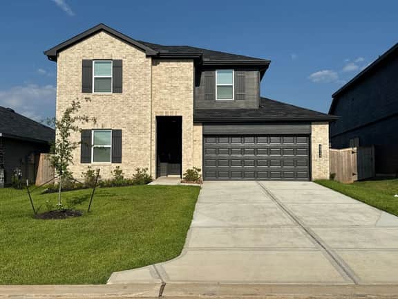 Cozy Magnolia Retreat – 4BR/3BA Family Home - Image 2