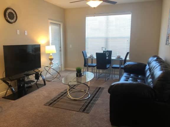 Fully Furnished Pool View Apartment in Tomball, TX - Image 4