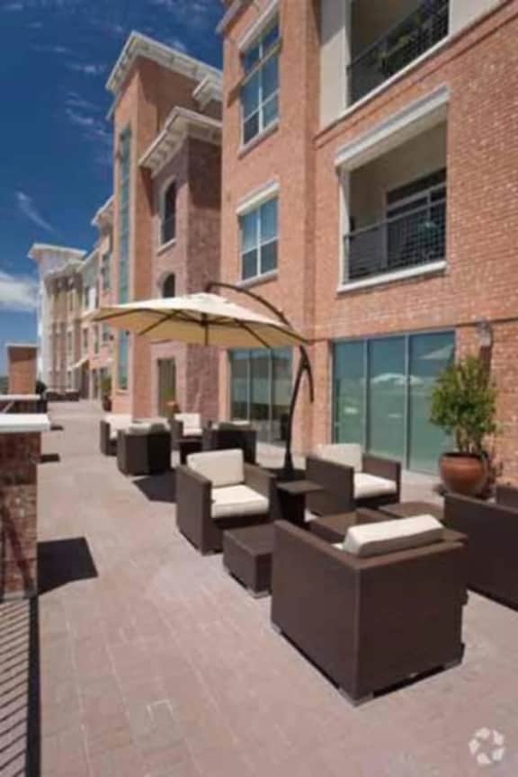 Luxury Apartment by Texas Medical Center** - Image 5