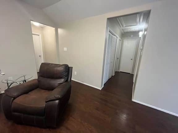 Spacious 3 Bed/2Bath House in Conroe - Image 3