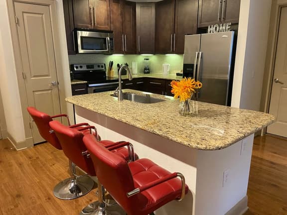Apartment by Medical Center** - Image 1