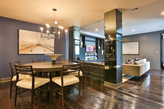 Modern 2 Bed, 2 Bath Near Texas Medical Center - Image 1